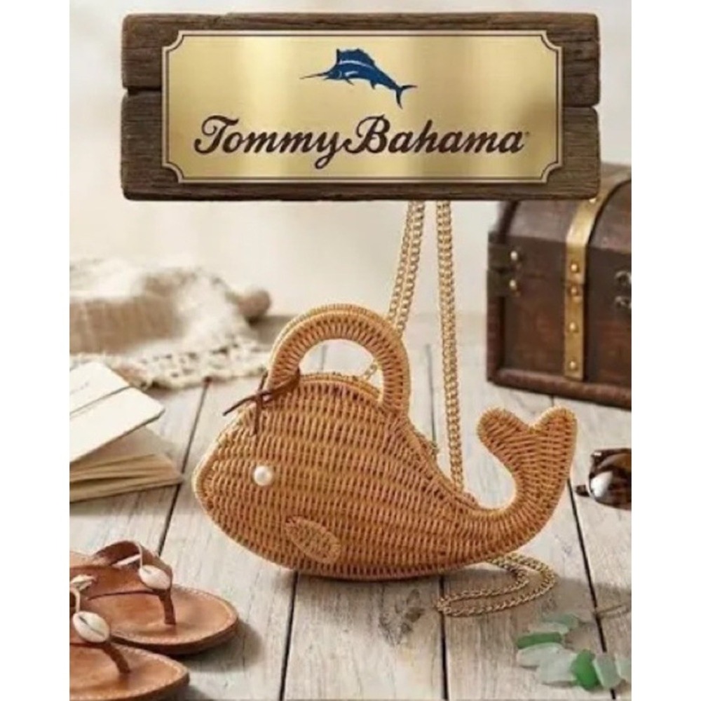 NEW Tommy Bahama Whale Natural Wicker Crossbody Purse Bag Gold Chain